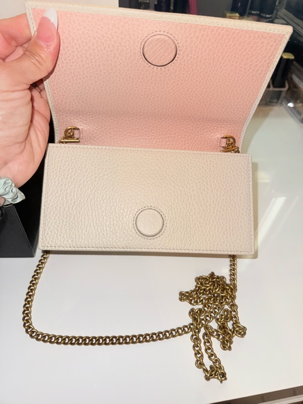 ♥️ Auth Rare Gucci Leather Purse w/ Gold GG Bow ♥️ - Picture 5 of 9